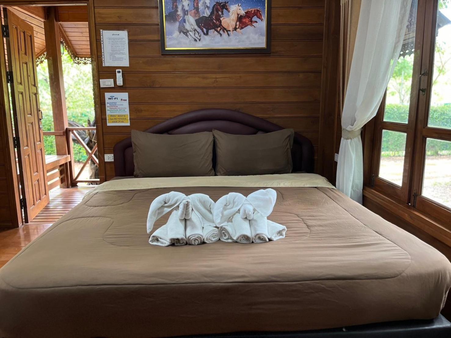 Denchai City Resort เด่นชัยซิตี้ รีสอร์ท Phrae Exterior foto
