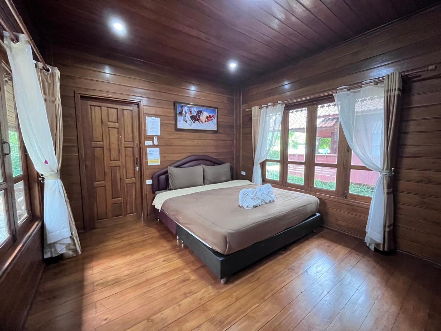 Denchai City Resort เด่นชัยซิตี้ รีสอร์ท Phrae Exterior foto